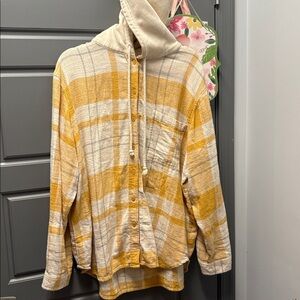 American Eagle Women’s Cozy Cabin Oversized Flannel Hoodie Size XL Yellow/Cream